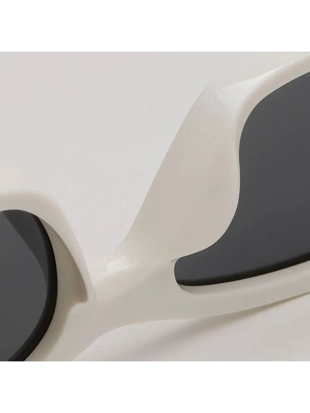 Eyewear Monochroms Sunglasses White - CELINE - BALAAN 3