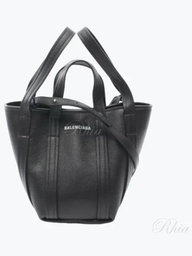 Everyday XS Grained Calfskin Shoulder Tote Bag Black - BALENCIAGA - BALAAN 2