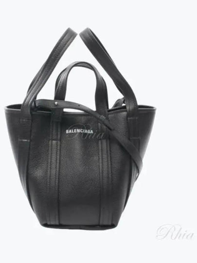 Everyday XS Grained Calfskin Shoulder Tote Bag Black - BALENCIAGA - BALAAN 2