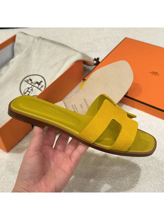 Women s Oran Sandals Calfskin Suede Yellow - HERMES - BALAAN 2