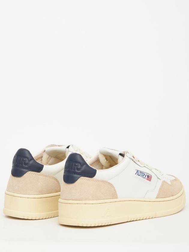 Medalist Navy Tab Low Top Sneakers White Blue - AUTRY - BALAAN 4