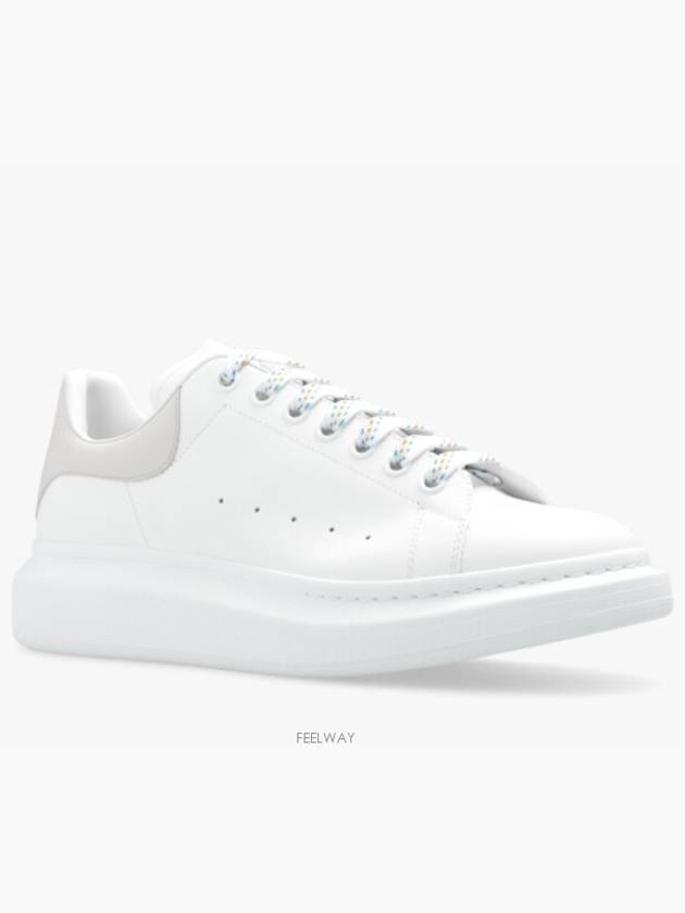 Oversized Leather Low Top Sneakers White - ALEXANDER MCQUEEN - BALAAN 4