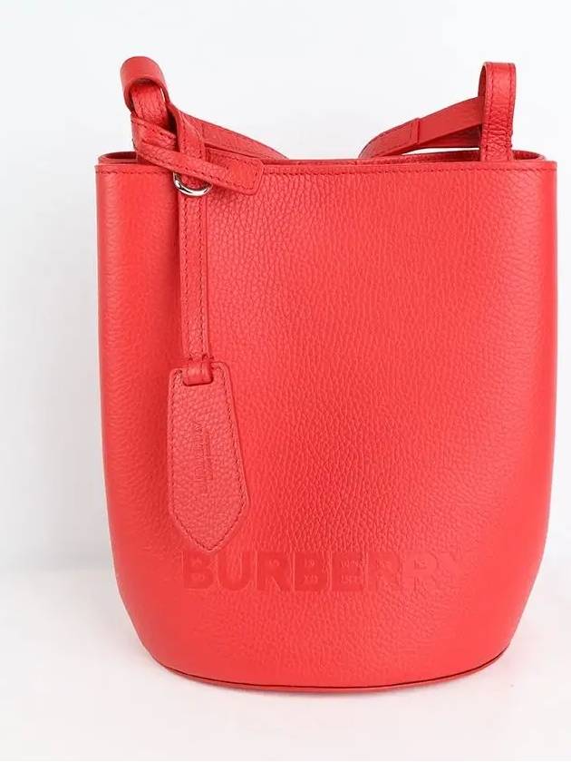 Women's Embossed Logo Leather Bucket Bag Red - BURBERRY - BALAAN 2