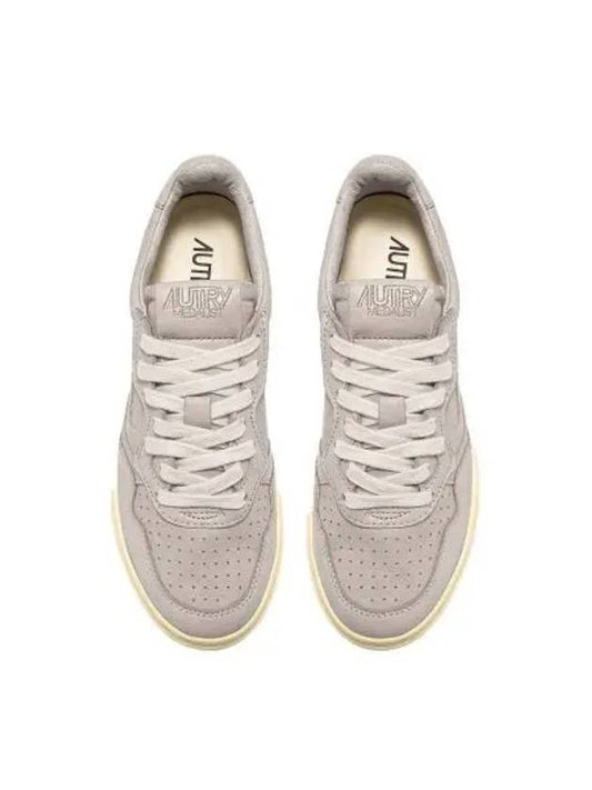 Women's Medalist Goatskin Low Top Sneakers Grey - AUTRY - BALAAN 2