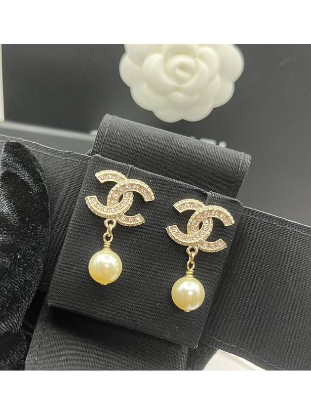 Earrings diamante gold pearl crystal - CHANEL - BALAAN 3