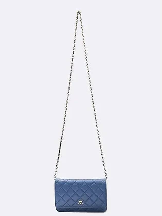 AP0250 Crossbody Bag - CHANEL - BALAAN 3