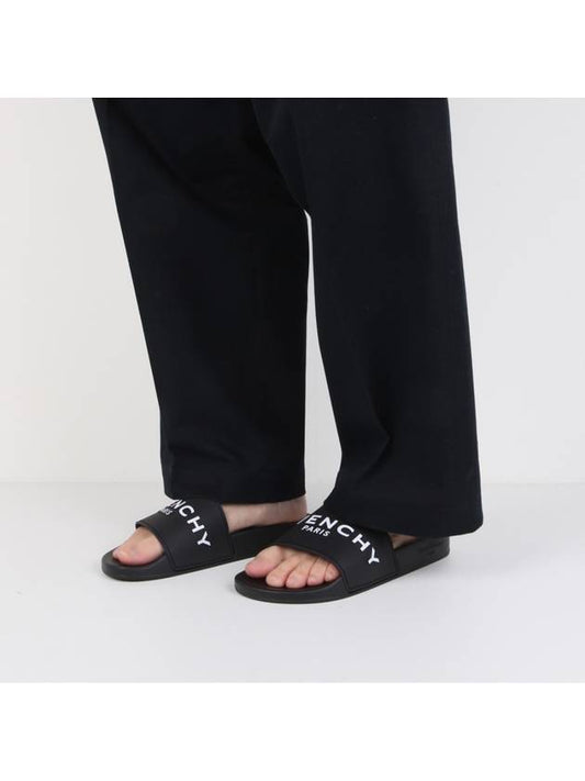 Men's Logo Rubber Flat Slippers Black - GIVENCHY - BALAAN 2