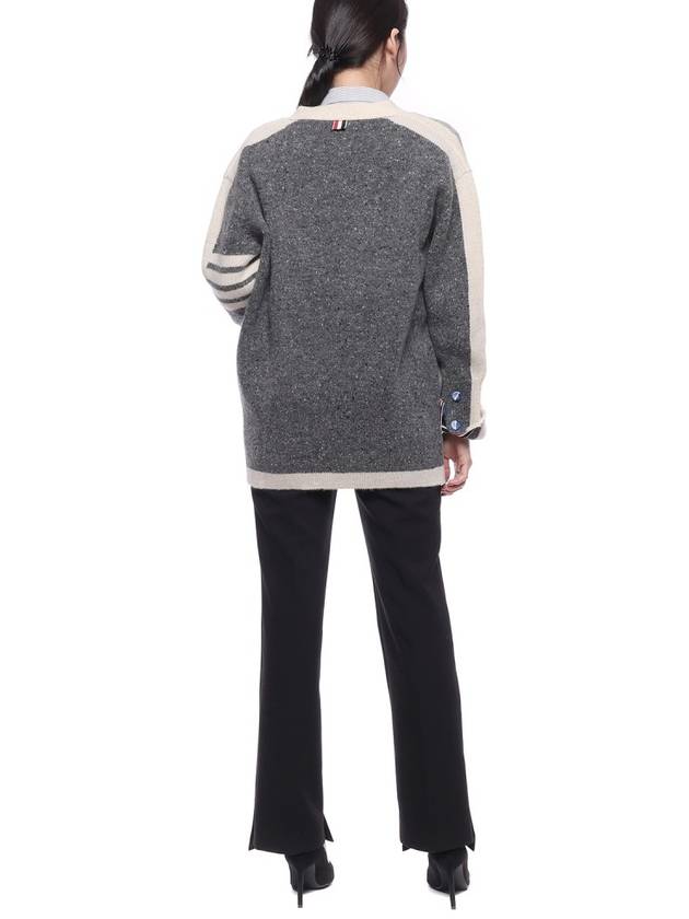 Women's Donegal Contrast Framing 4 Bar Oversized V-neck Cardigan Tonal Gray - THOM BROWNE - BALAAN.