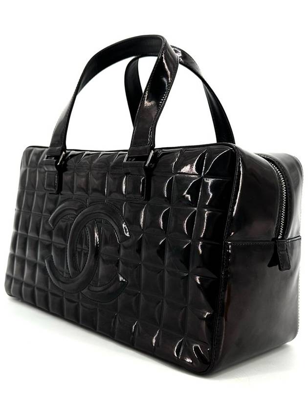 Chocolate bar patent Boston bag shoulder tote - CHANEL - BALAAN 3