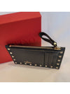 Rockstud Card Wallet Black - VALENTINO - BALAAN 3