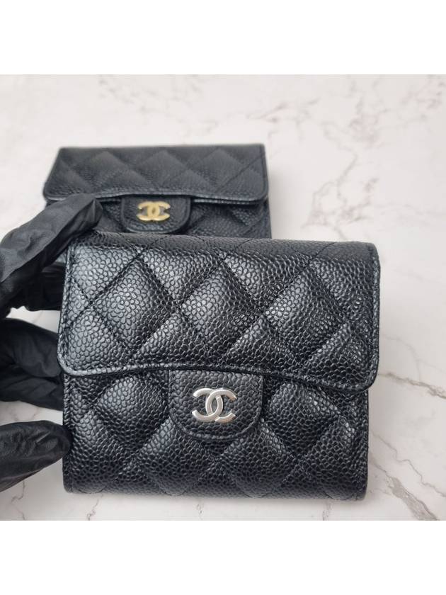 Small Classic Flap Wallet Grained Calfskin Silver Black - CHANEL - BALAAN 5