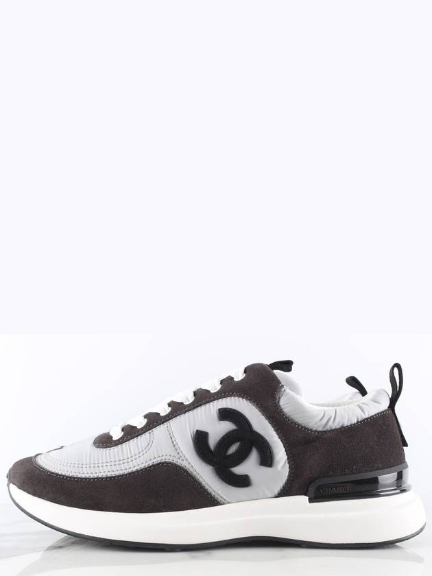 CC logo sneakers - CHANEL - BALAAN 7