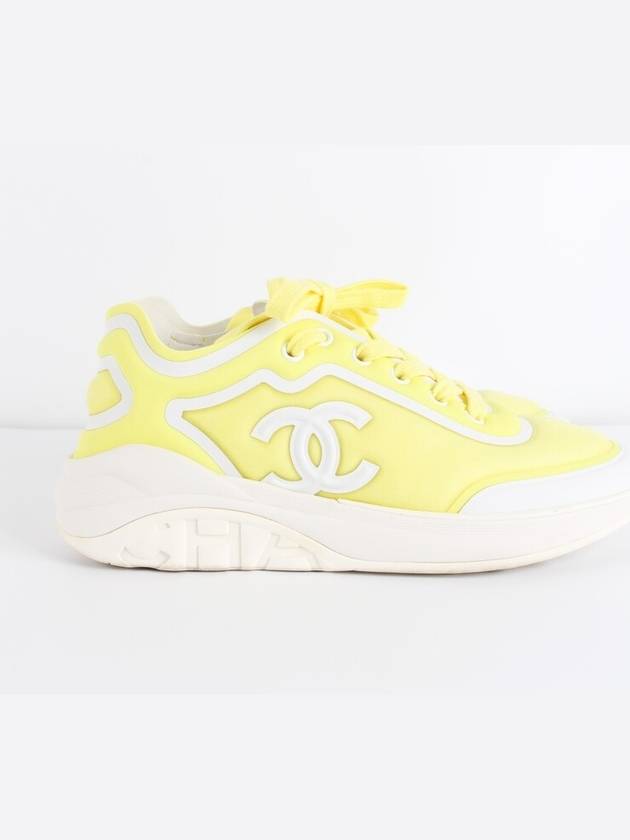 cc logo sneakers yellow 37 - CHANEL - BALAAN 5