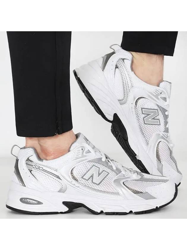 530 Low Top Sneakers Silver White - NEW BALANCE - BALAAN 2