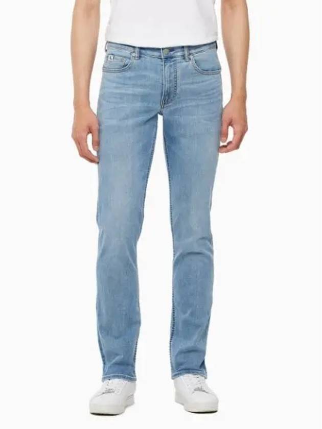 JEANS Men s Light Blue Body Fit ECCO Eco Cool Denim J325417 1A4 - CALVIN KLEIN - BALAAN 1