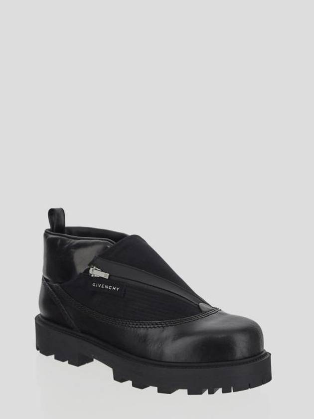 Storm Zippper Ankle Boots Black - GIVENCHY - BALAAN 3