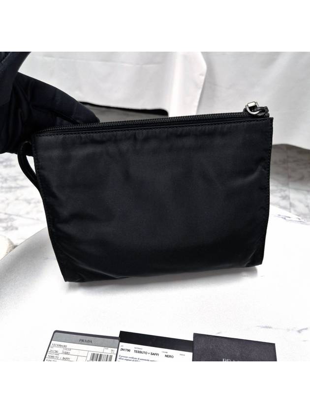 Tesuto nylon triangle logo clutch bag black - PRADA - BALAAN 3