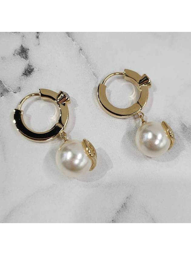 V Logo Pearl Drop Earrings Gold - VALENTINO - BALAAN 6