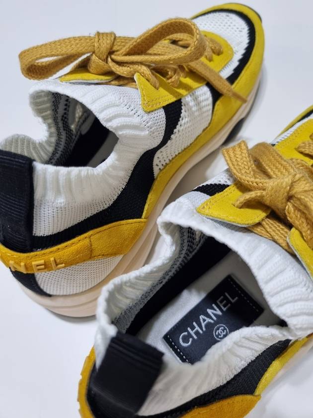 CC Logo Knit Suede Low-Top Sneakers Yellow - CHANEL - BALAAN 5