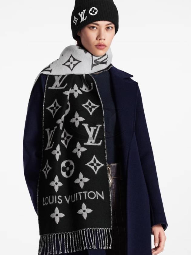 LV Essential Scarf Black - LOUIS VUITTON - BALAAN 11