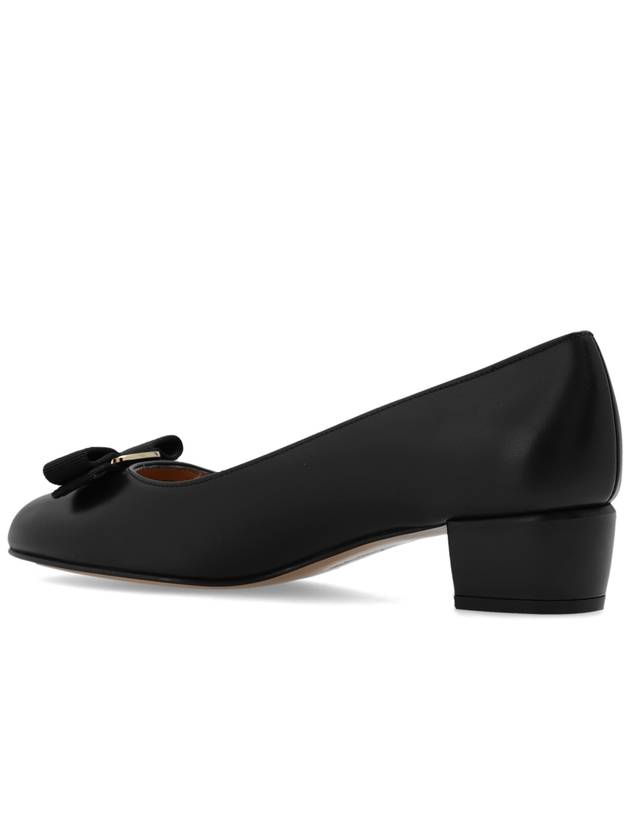 FERRAGAMO ‘Vara’ Pumps, Women's, Black - SALVATORE FERRAGAMO - BALAAN 5