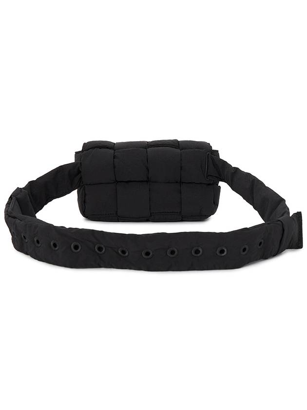 Cassette Padding Intrecciato Belt Bag Black - BOTTEGA VENETA - BALAAN 4