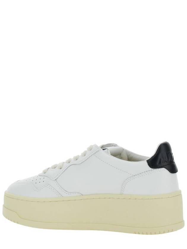 White Low Top Sneakers With Oversized Platform In Leather Woman - AUTRY - BALAAN 3