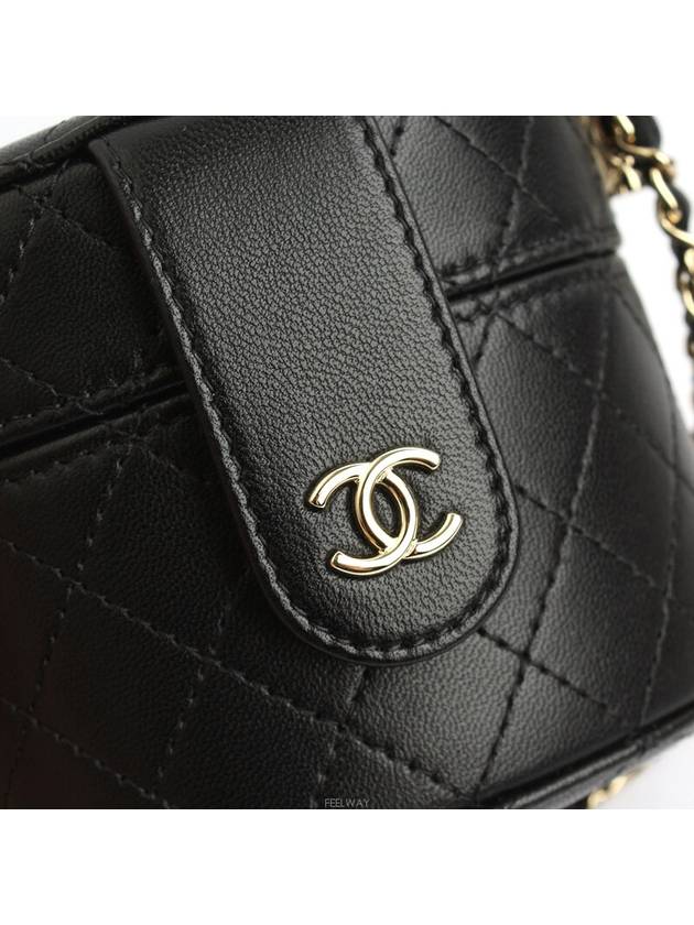 women cross bag - CHANEL - BALAAN 6