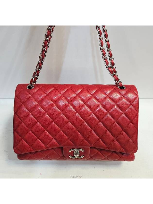 Red Maxi Caviar Shoulder Bag - CHANEL - BALAAN 7