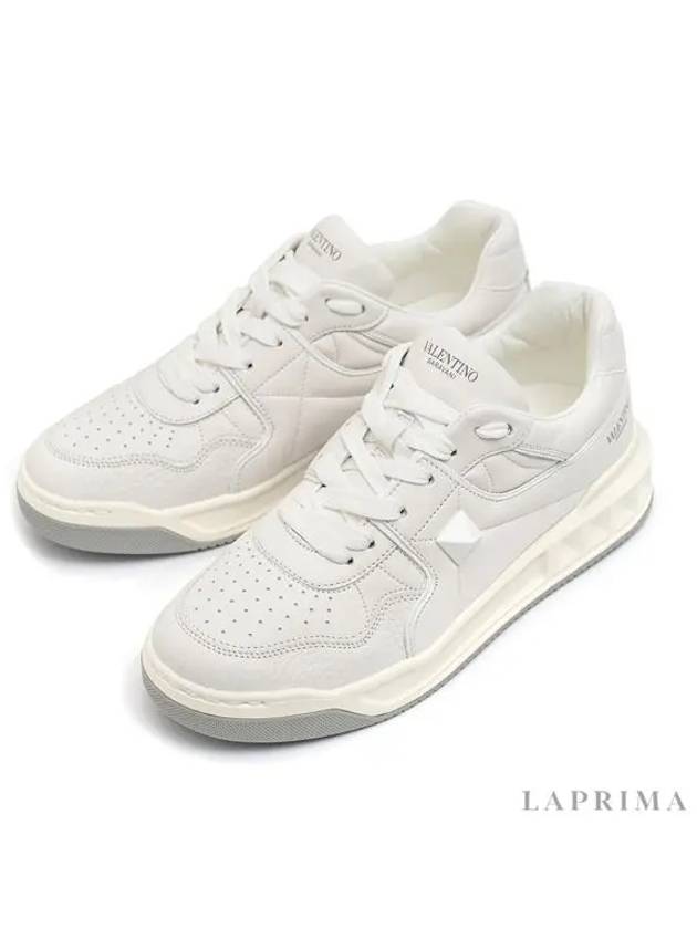 One Stud Nappa Leather Low Top Sneakers White - VALENTINO - BALAAN 5