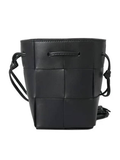 Intrecciato Cassette Small Bucket Bag Black - BOTTEGA VENETA - BALAAN 2