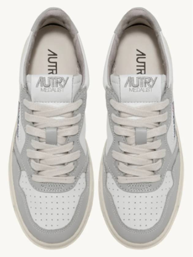 Men's Medalist Low Leather Sneakers Grey White - AUTRY - BALAAN 4