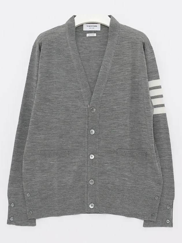 Men's Sustainable Classic Diagonal Wool Cardigan Pale Grey - THOM BROWNE - BALAAN 4