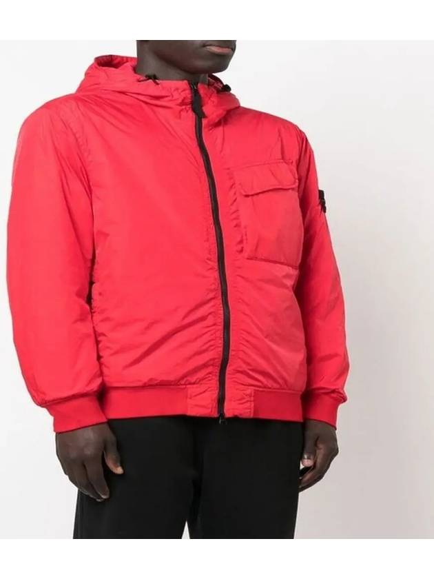 Wappen Patch Nylon Crinklips Hooded Jacket Red - STONE ISLAND - BALAAN 4