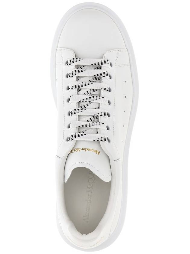 Oversized Leather Tab Low Top Sneakers White - ALEXANDER MCQUEEN - BALAAN 4