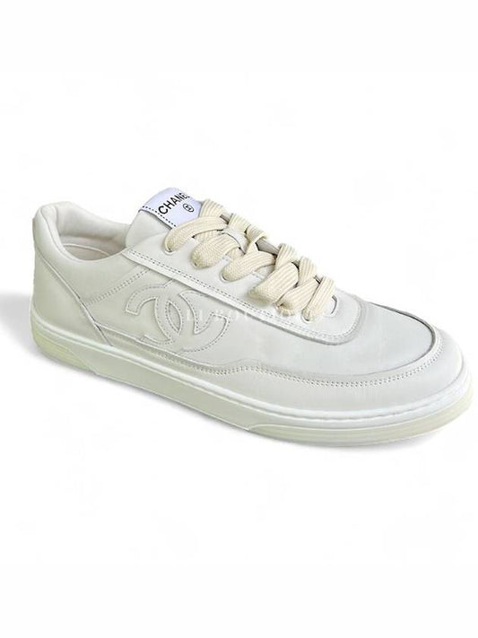 CC logo calfskin sneakers all white - CHANEL - BALAAN 1