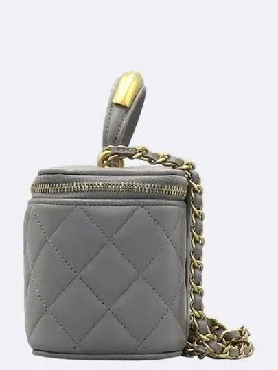 AP2199 Crossbody Bag - CHANEL - BALAAN 2