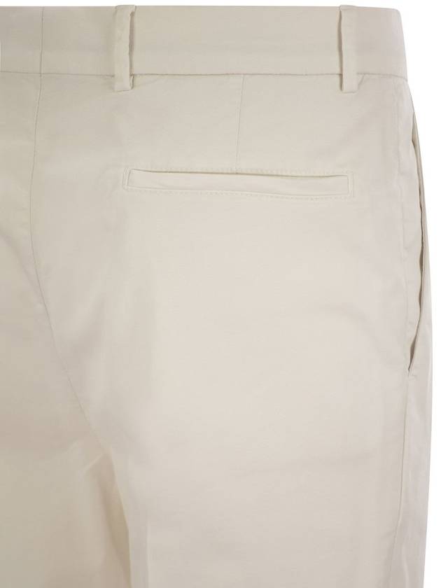 Garment-dyed Leisure Fit Trousers in American Pima Comfort Cotton with Pleats - BRUNELLO CUCINELLI - BALAAN 4