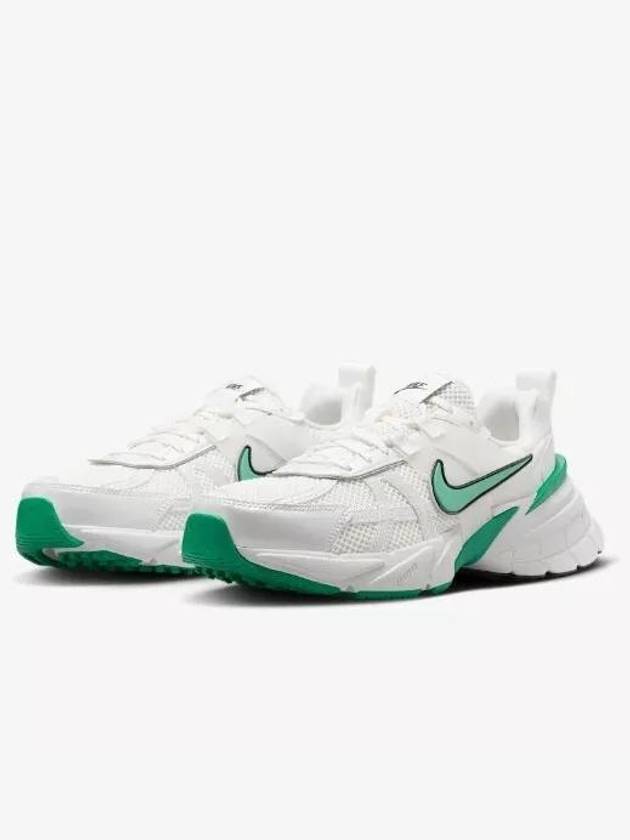 V2K Run Low Top Sneakers Green Pale Ivory - NIKE - BALAAN 4