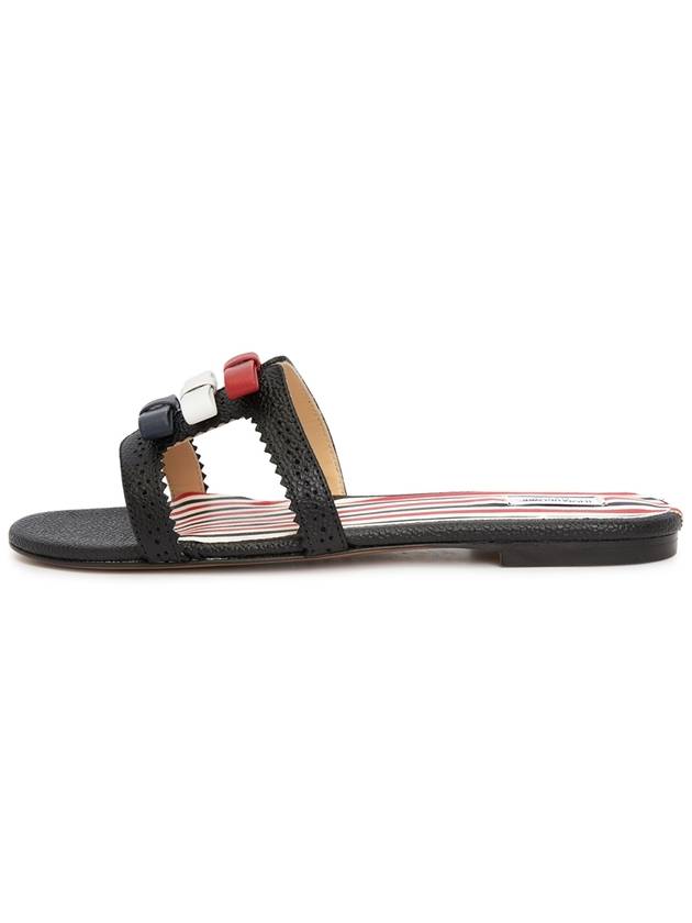 Pebble Grain Bow Brogue Slide Sandals Black - THOM BROWNE - BALAAN 5