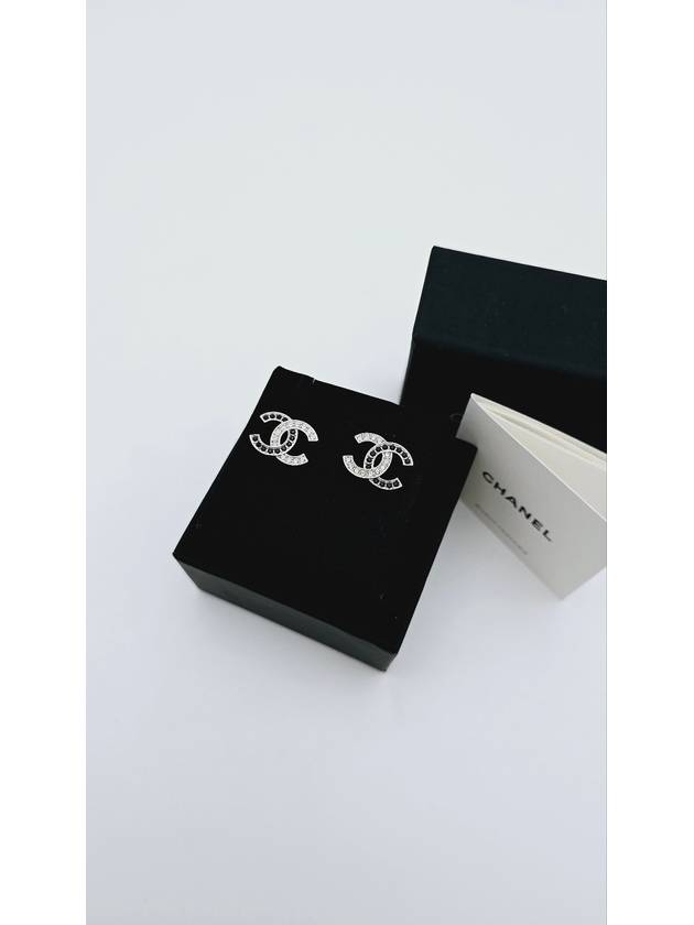 CC logo half earrings black silver earrings AB8981 - CHANEL - BALAAN 7