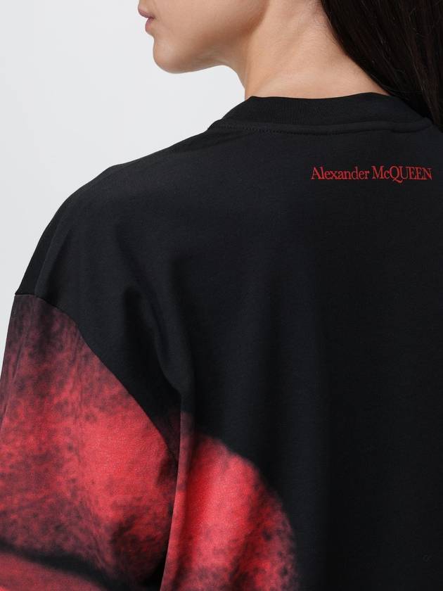 T-shirt Alexander McQueen in cotone con stampa - ALEXANDER MCQUEEN - BALAAN 5