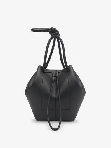 Medium Elongated Bucket Bag Black NW22SSBG03999 - NANUSHKA - BALAAN 1