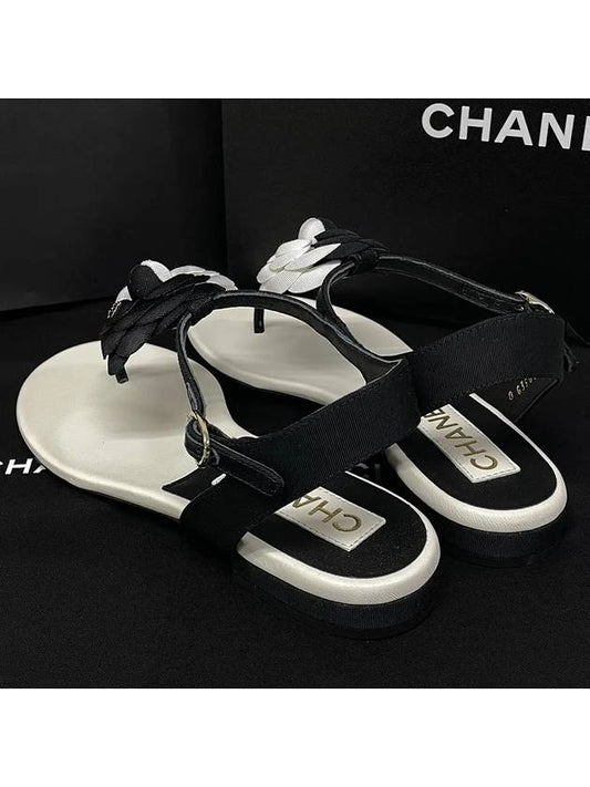 Camellia flip flops women s flop sandals white black two tone G39057 - CHANEL - BALAAN 2