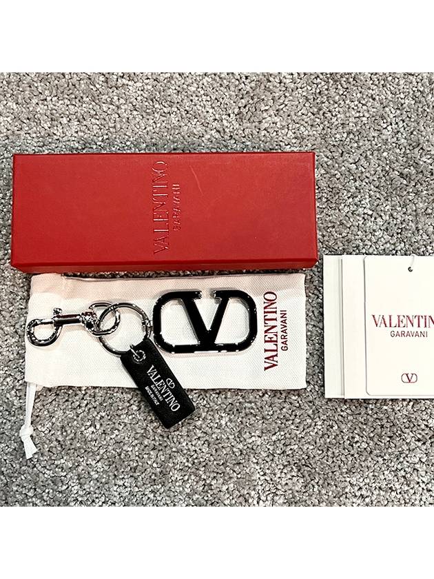 V Logo Signature Key Holder Black - VALENTINO - BALAAN 3