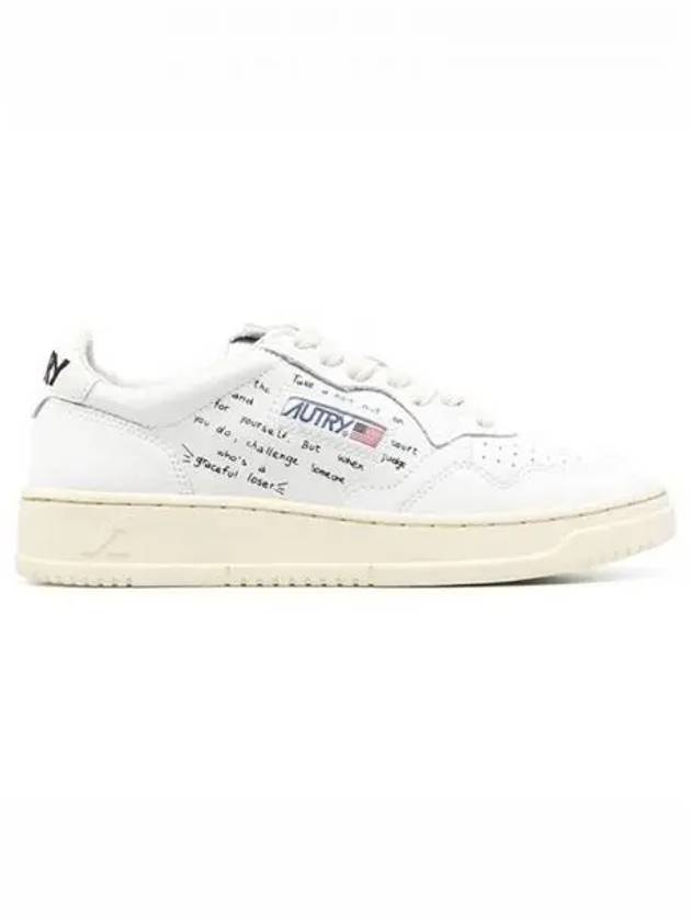 Women's Medalist Wrinkle Low Top Sneakers White - AUTRY - BALAAN 2