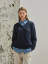 Minnie wearing CLASSIC V NECK KNIT NAVY - ANOETIC - BALAAN 6