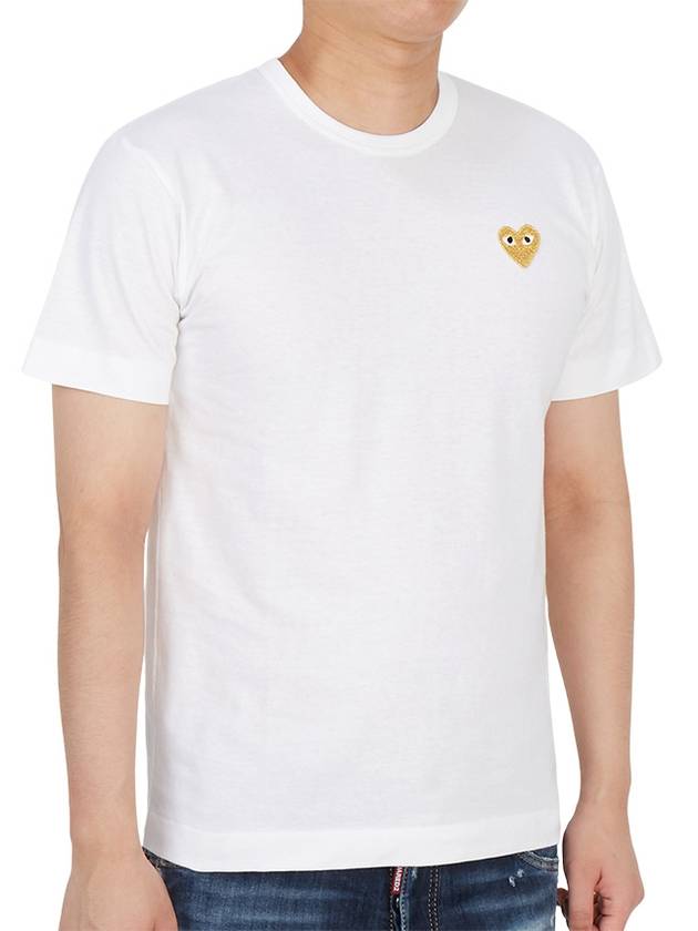 Small Gold Heart Wappen Short Sleeve T-Shirt White P1 T216 4 - COMME DES GARCONS - BALAAN 4