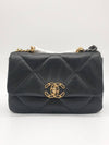 19 Lambskin Medium Hand Cross Bag Black - CHANEL - BALAAN 3