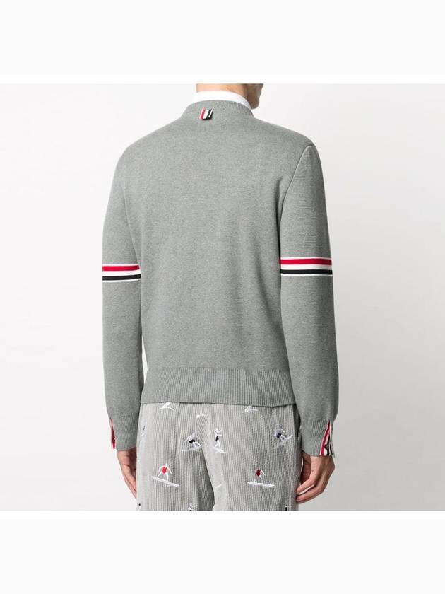 Men's Milan Stitch Armband Crew Neck Knit Top Light Grey - THOM BROWNE - BALAAN 4